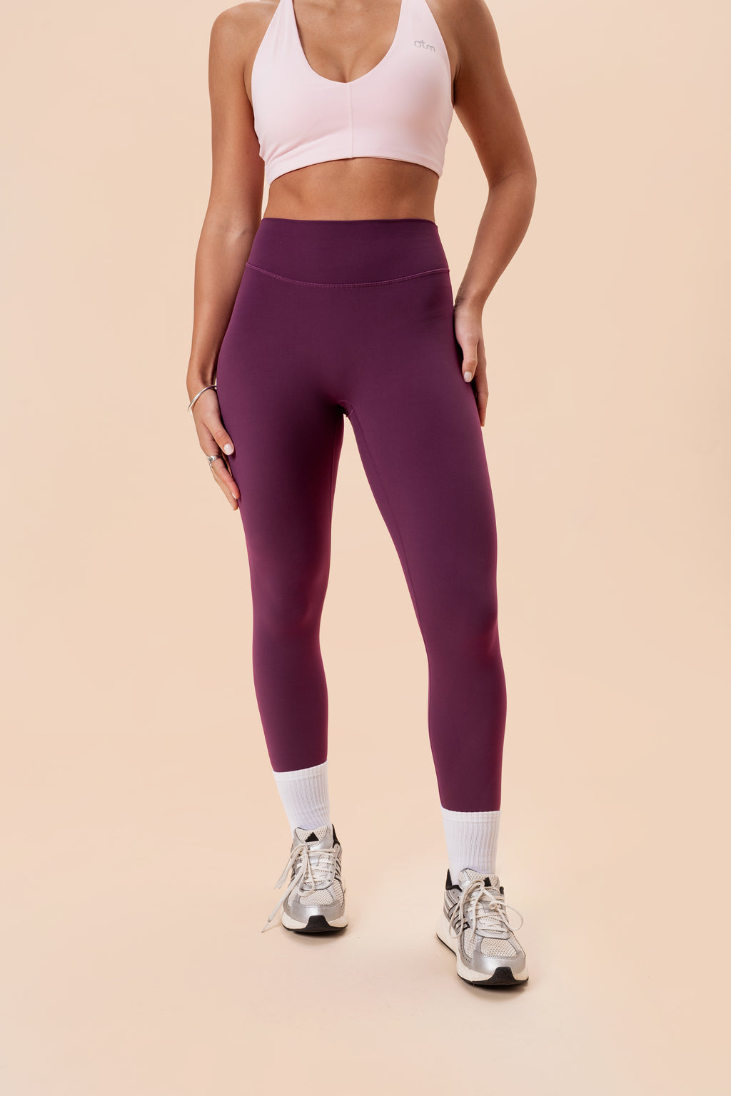 All Moves Legging - Vino