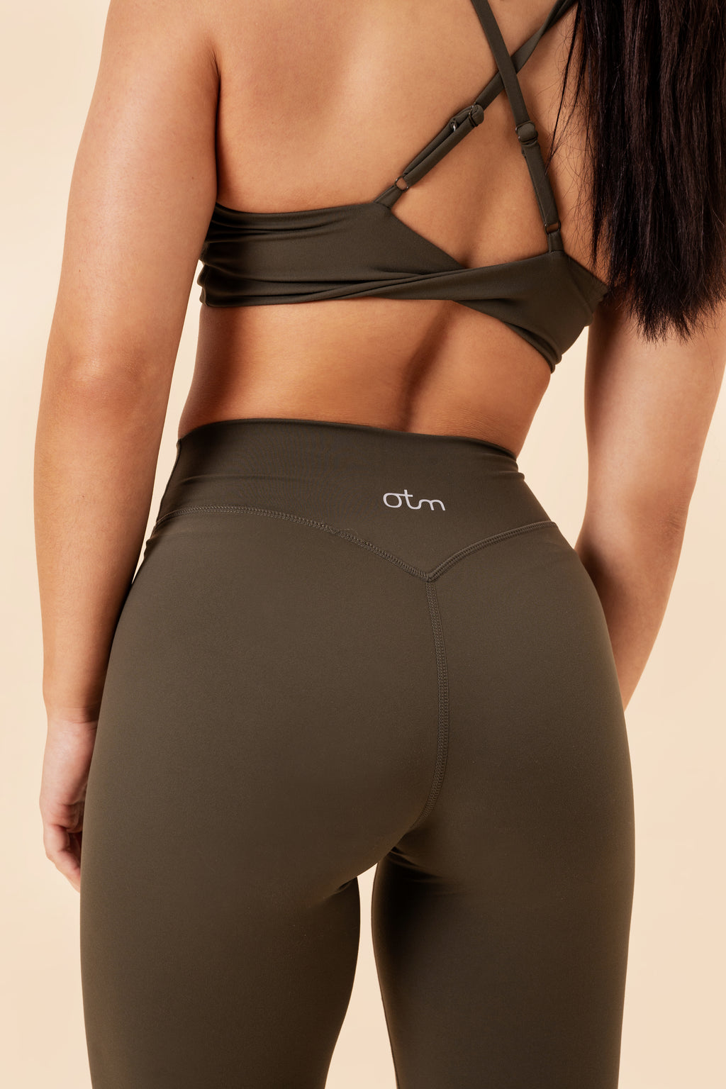 All Moves Legging - Oliva