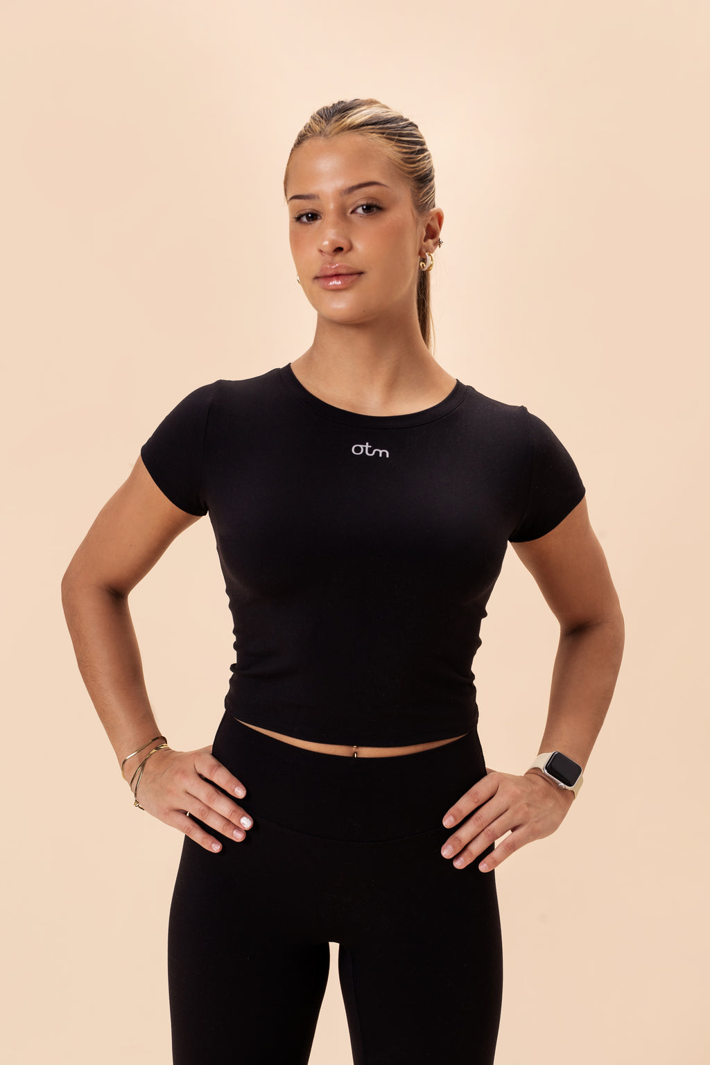 Baby Tee - Negro