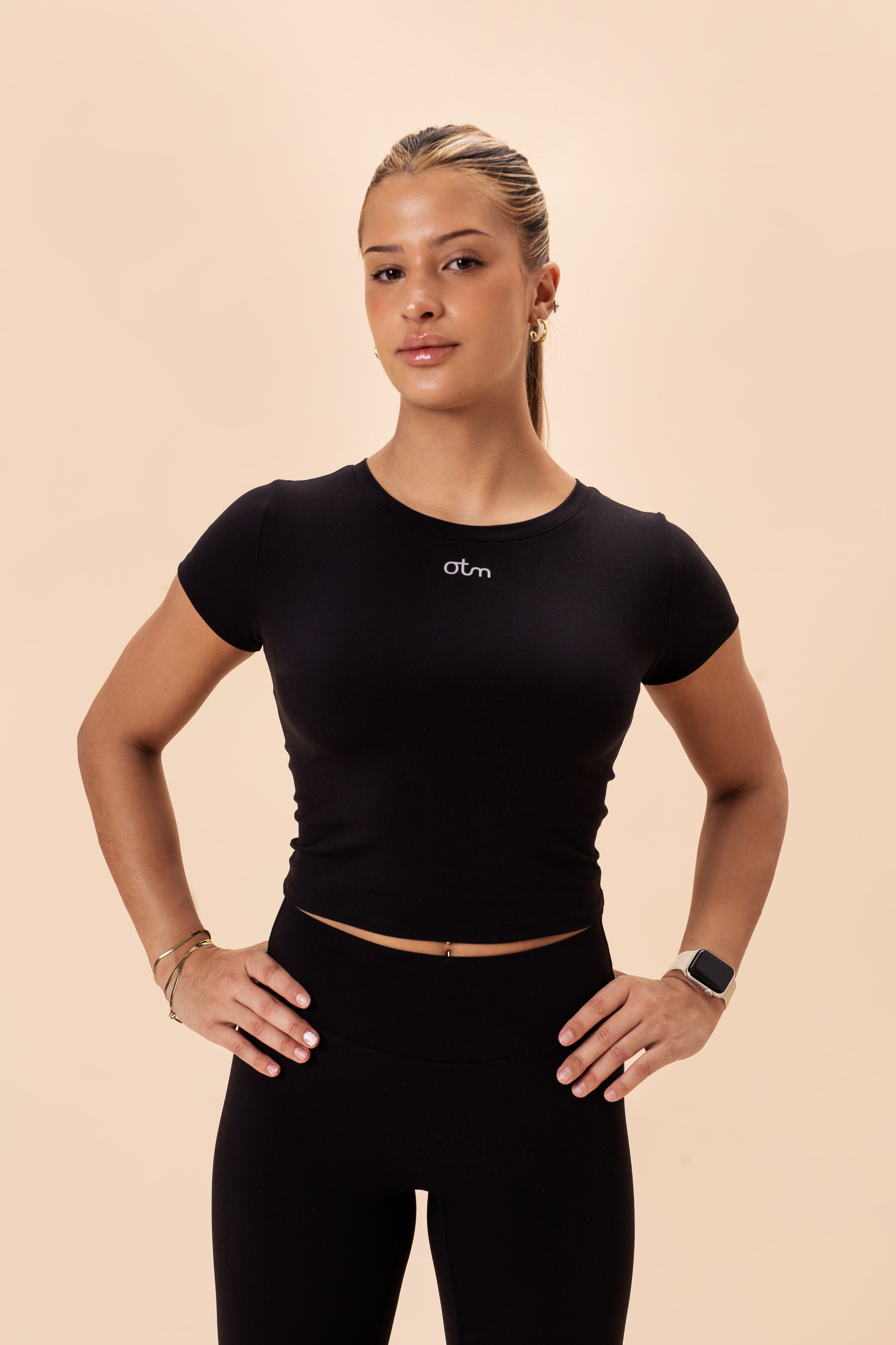 Baby Tee - Negro